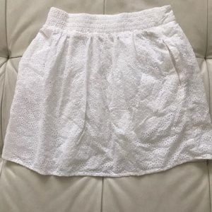 Anthropologie White Lace Elastic Waist Skirt